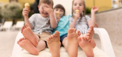 La importancia del cuidado de los pies de tus hijos desde pequeños